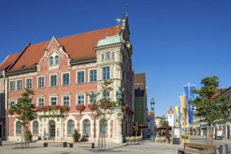 Town hall, former weaver's house in neo-renaissance style, Marienplatz, old town centre,