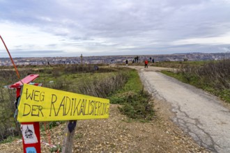 Camp of climate activists in the rest of the village of Lützerath, the last place to be excavated