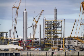 New building, construction site, of a bio-refinery of the Finnish oil company Neste, here, among