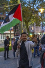 Demonstration by pro-Palestinian activists in Duisburg-Hochfeld, around 110 demonstrators marched