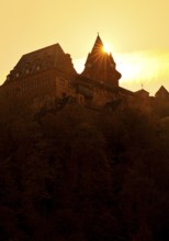 Stahleck Castle, hilltop castle in early backlight, Bacharach, UNESCO World Heritage Upper Middle