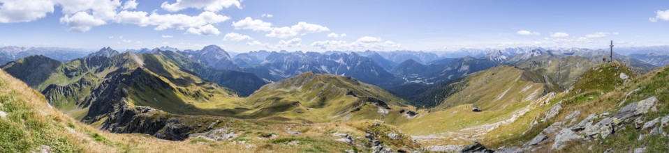 Alpine panorama, summit of the Hochspitz or Monte Vacomun, view of the mountain ridge of the Carnic