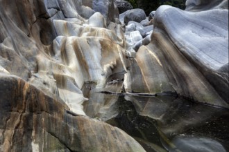 Rocks, rock structures, Verzasca River, near Lavertezzo, Verzasca Valley, Valle Verzasca, Canton