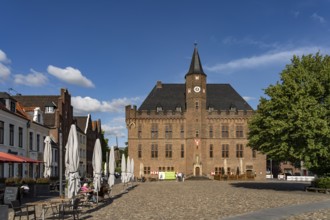 Market square and town hall in Kalkar, Lower Rhine, North Rhine-Westphalia, Germany, Europe