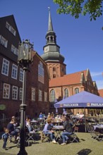 Europe, Germany, Lower Saxony, Stade, Hamburg metropolitan region, Hanseatic city, Old Town, Beer