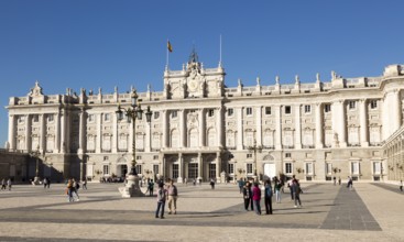 Plaza de la Armeria, Armory Square, Palacio Real royal palace, Madrid, Spain, Europe