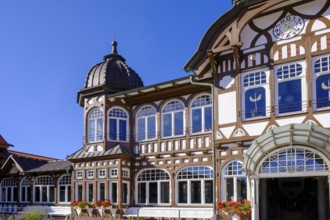 Centre of the graduation house, spa guests, flower beds, Bad Salzungen, Rhön, Wartburgkreis,