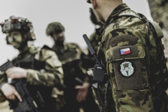 Armed soldiers of the Czech army, photographed as part of a Bundeswehr exercise with armed forces