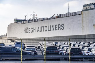 Norwegian car carrier Höegh Trapper, in the car terminal in the seaport of Bremerhaven, can