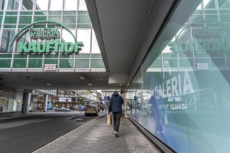 Galeria Kaufhof department stores' in the city centre of Krefeld, on Hochstraße, is affected by the