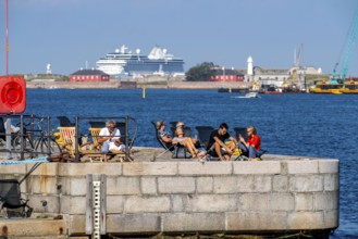 Pier, shore at Nordre Toldbod, deckchairs, harbour, at Langelinie Park, Copenhagen, Denmark, Europe