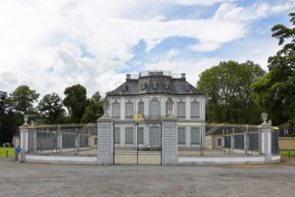 Falkenlust Hunting Lodge, west façade, UNESCO World Heritage Site, Brühl, North Rhine-Westphalia,