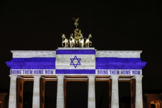 Light installation at the Brandenburg Tor in solidarity with the victims of Israel and the people