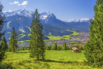 Eckenhütte on the Wank 1780m with views of the valley, town and Zugspitze group 2962m,