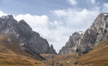 Mountains in the Keltan Mountains, Sary Beles Mountains, Tien Shan, Naryn Province, Kyrgyzstan,