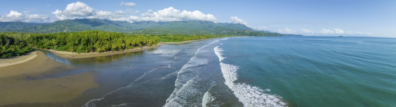 Beach and rainforest, Marino Ballena National Park, Osa National Park, dream beach and sea of the