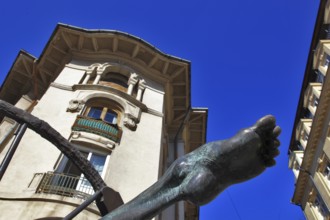 Foot sculpture by Mandrescuinder, Old Town, Tonitza Street, Filitti Street, alleys in the Old Town,