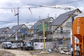 New development district, around 140 detached and semi-detached villas being built in the south of