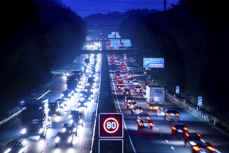 Motorway A40, Ruhrschnellweg, near Bochum, heavy evening traffic, in front of the motorway junction