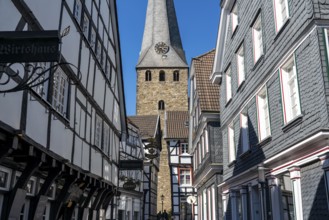 The old town of Hattingen, half-timbered houses, gastronomy in the street Kirchplatz, Protestant