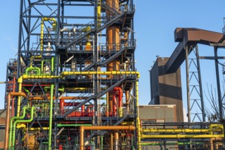 Coking plant of HKM, Hüttenwerke Krupp-Mannesmann in Duisburg-Hüttenheim, chemical plants, white