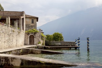 Limone sul Garda, Lake promenade, Lake Garda, Province of Brescia, Lombardy, Italy, Europe