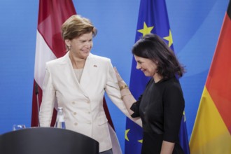 Annalena Bärbock (Alliance 90/The Greens), Federal Foreign Minister, at a joint press conference