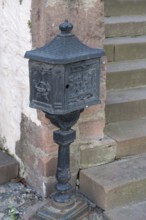 Historic mailbox from the 19th century, Marktplatz, Eningen, Baden-Württemberg, Germany, Europe