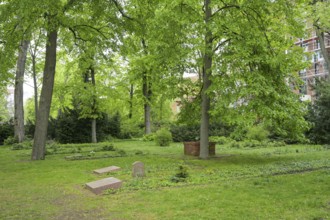 Wilsnacker Straße Cemetery for the Victims of War and Tyranny, Moabit, Mitte, Berlin, Germany,