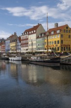 Nyhavn, in the Frederiksstaden district, harbour district with houses over 300 years old, moored