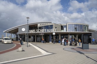 Haus Schifffahrt, ferry terminal Inselfähre, Norderney, East Frisian Island, East Frisia,