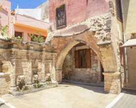 Venetian Rimondi fountain, Rethymno, Crete, Greek Islands, Greece, Europe