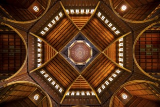 Interior view, wooden ceiling vault, Basílica de Nuestra Señora de Los Ángeles, Cartago, Costa