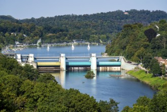 Lake Baldeney, a Ruhr reservoir, dam wall, with hydroelectric power plant power station, behind the