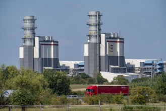 Trianel Hamm-Uentrop combined-cycle gas and steam power plant, two power plant units, each with an