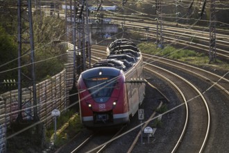 Regional train, RB 33, on the tracks, railway layout, railway line west of the main station of