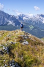 Hiker on the Carnic High Trail, Carnic Main Ridge, Carnic Alps, Carinthia, Austria, Europe