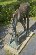 Bronze monument, Grazing Foal, Renee-Sintenis-Platz, Friedenau, Berlin, Germany, Europe