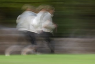 Jogger, long exposure, wipe image, Stuttgart, Baden-Württemberg, Germany, Europe