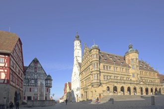 Historic meat house, Marien pharmacy, market fountain, white town hall tower with Renaissance town