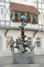 Fountain 'Kanzlerbrunnen' by Bonifatius Stirnberg, Lemgo, North Rhine-Westphalia, Germany, Europe