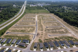 Albion, Michigan, An aerial view of part of the Wildflower Crossing mobile home park, with streets