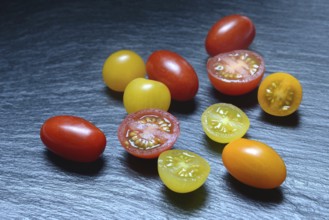 Various cherry tomatoes, cherry tomato