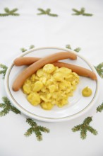 Swabian cuisine, potato salad with string sausages, Wienerle, Wiener sausages, thin boiled sausage,