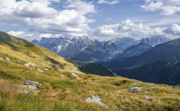 View from the Carnic main ridge to the Sesto Dolomites, Carnic Alps, Carinthia, Austria, Europe