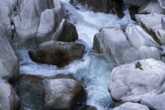 Rocks, rock formations, Verzasca River, near Lavertezzo, Verzasca Valley, Valle Verzasca, Canton