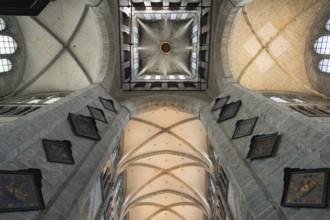 Gothic St. Nicholas Church, Vaulted ceiling and columns of the central nave, Ghent, Flanders,