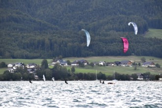 Kitesurfer on the Wolfgangsee, Salzkammergut, Austria, Europe