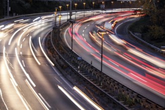 Heavy traffic on the A100 motorway, Berlin, 23.11.2020