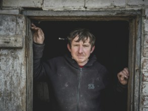 Vova, 46 years old, farmer in Borshchivka. People here only survive thanks to humanitarian aid, the